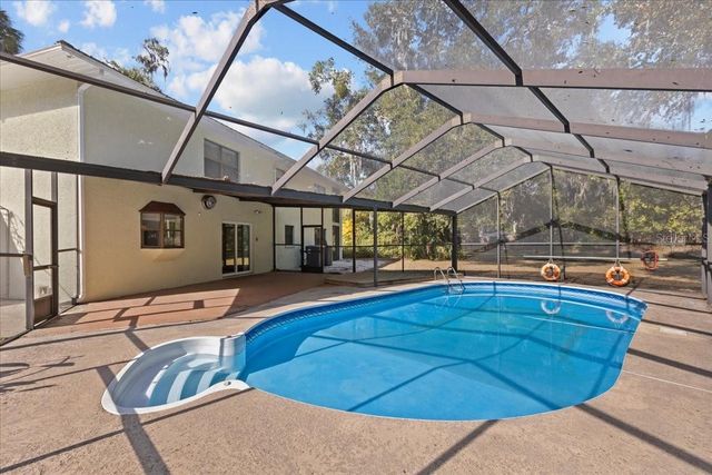 155 S COURT STREET, Bronson, FL 32621