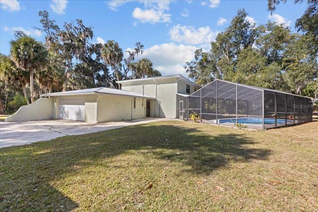 155 S COURT STREET, Bronson, FL 32621