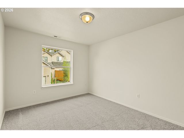 5310 Se 136TH Ave, Portland, OR 97236