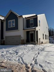 616 LIBERTY RIDGE RD, Horsham, PA 19044