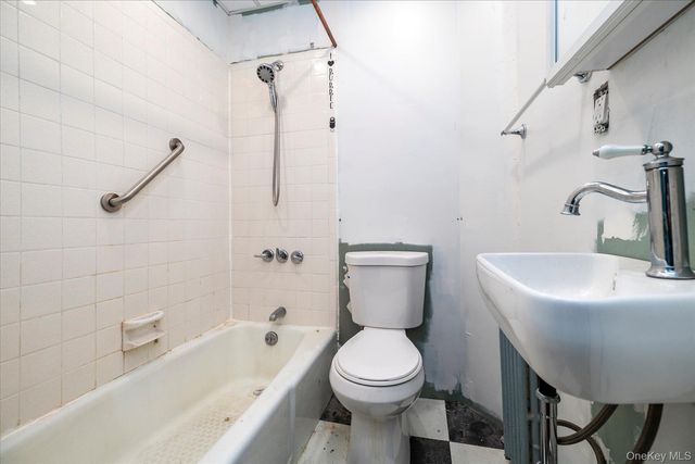 6019 60th Drive, Maspeth, NY 11378