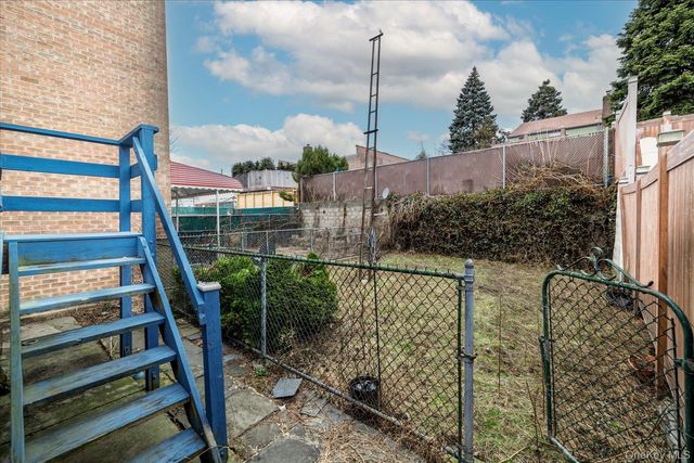 6019 60th Drive, Maspeth, NY 11378