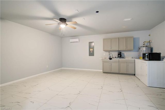 2017 39th TER, Cape Coral, FL 33909