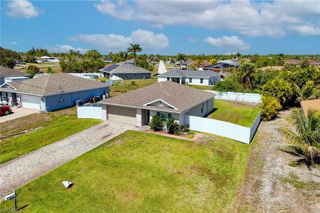2017 39th TER, Cape Coral, FL 33909
