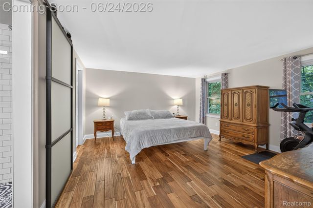 7556 Olde Sturbridge Trail, Independence Charter Township, MI 48348