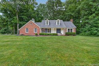 7556 Olde Sturbridge Trail, Independence Charter Township, MI 48348