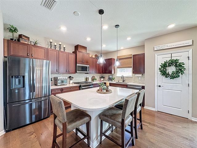 416 ALCOVE DRIVE, Groveland, FL 34736