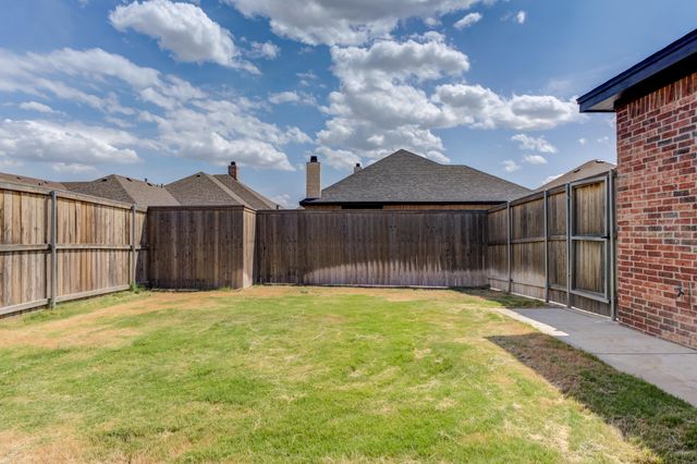 7613 52nd Street, Lubbock, TX 79407