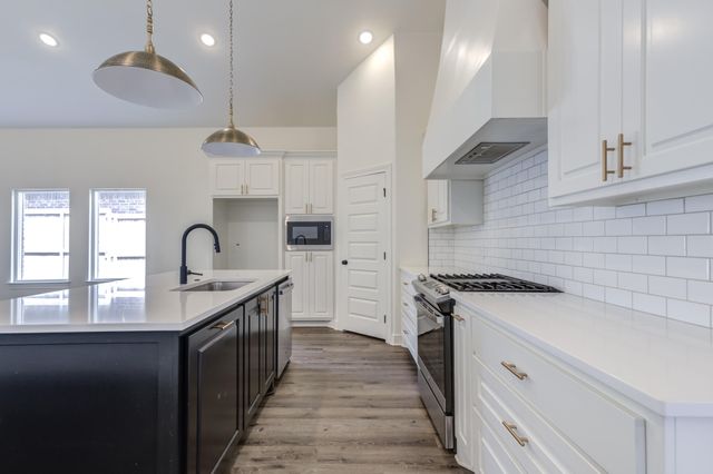 7613 52nd Street, Lubbock, TX 79407