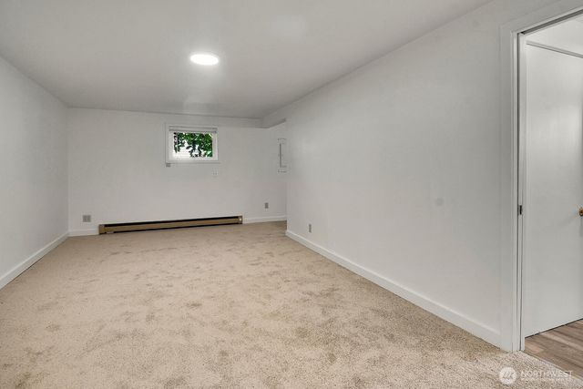 9118 Linden Avenue N, Seattle, WA 98103