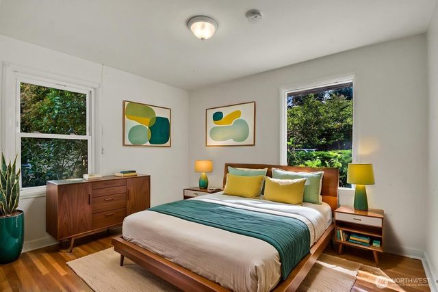 9118 Linden Avenue N, Seattle, WA 98103