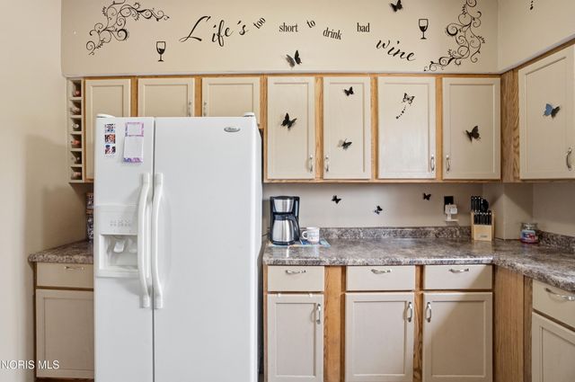 208 Dodge Street, Swanton, OH 43558