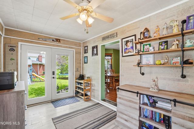 208 Dodge Street, Swanton, OH 43558