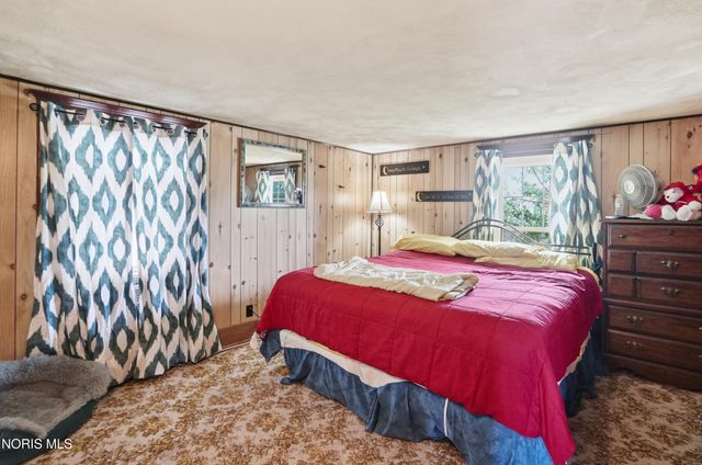 208 Dodge Street, Swanton, OH 43558