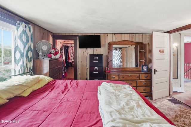 208 Dodge Street, Swanton, OH 43558