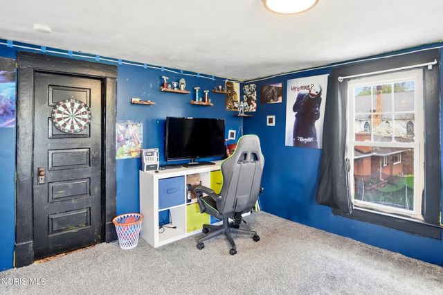 208 Dodge Street, Swanton, OH 43558
