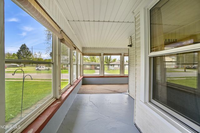 208 Dodge Street, Swanton, OH 43558