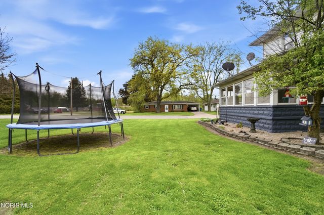 208 Dodge Street, Swanton, OH 43558