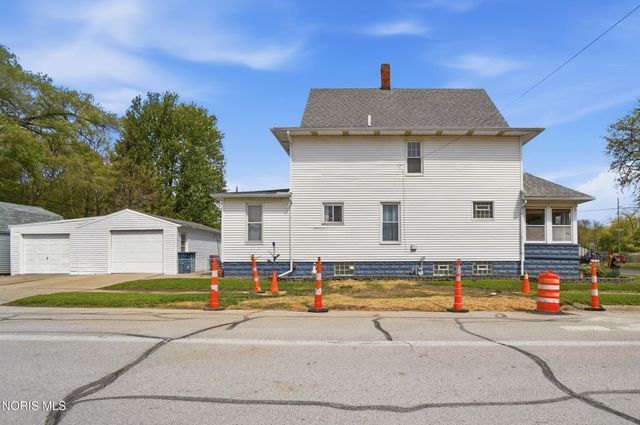 208 Dodge Street, Swanton, OH 43558
