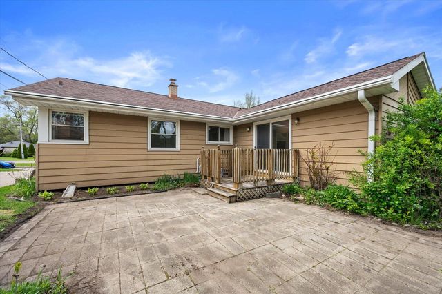5228 N 107th STREET, Milwaukee, WI 53225
