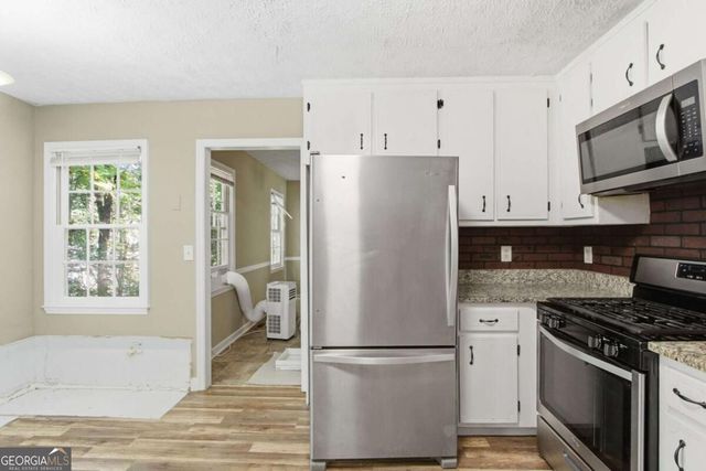 504 Chestnut Ridge, Woodstock, GA 30189