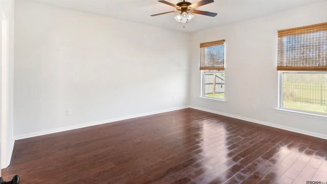 38363 Brown Rd, Prairieville, LA 70769