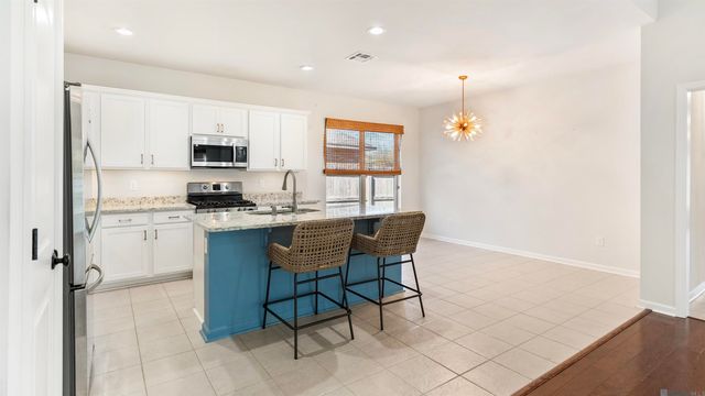 38363 Brown Rd, Prairieville, LA 70769