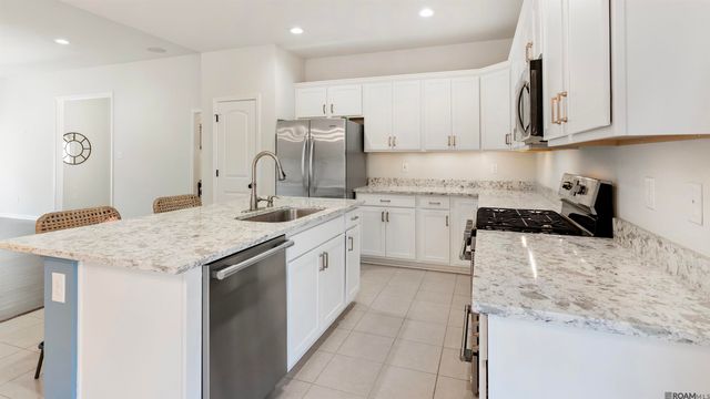 38363 Brown Rd, Prairieville, LA 70769