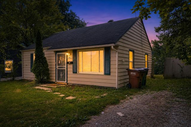 2405 Lindale Road, Columbus, OH 43224