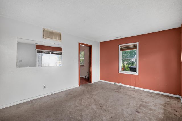 2405 Lindale Road, Columbus, OH 43224