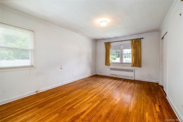 296 N Long Beach Road, Rockville Centre, NY 11570