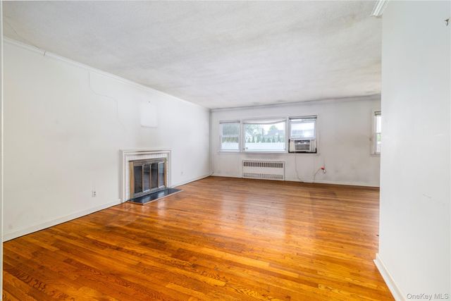 296 N Long Beach Road, Rockville Centre, NY 11570