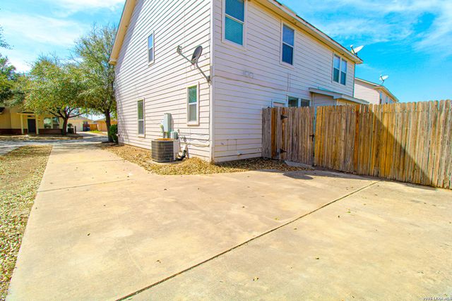 10216 Lateleaf Oak, San Antonio, TX 78223