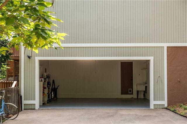 1534 E Century Drive, Fayetteville, AR 72703