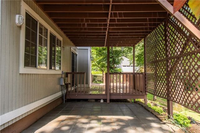 1534 E Century Drive, Fayetteville, AR 72703