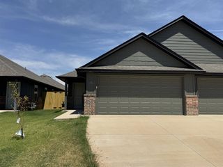 10623 SW 17th Terrace, Yukon, OK 73099