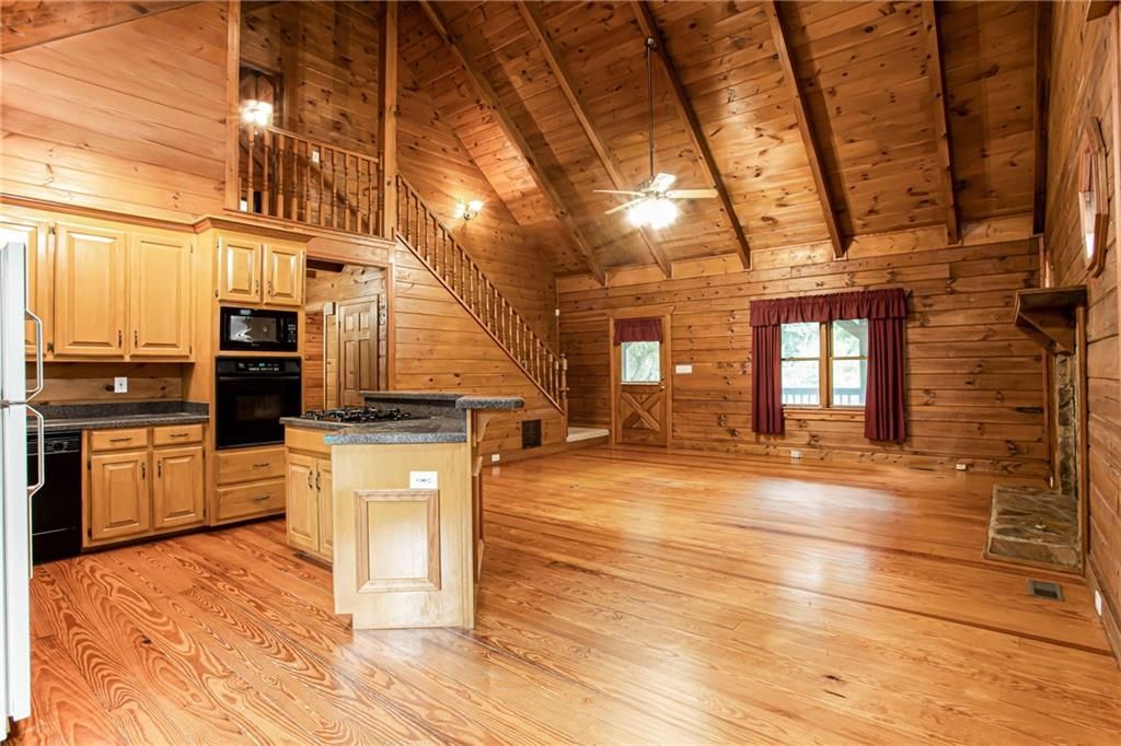 Image 2 of property listing at 3019 Haralson Road, Decatur, GA 30033