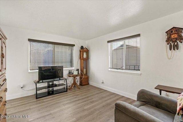 9269 N Crabapple CT, Hayden, ID 83835