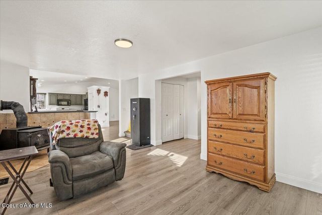 9269 N Crabapple CT, Hayden, ID 83835