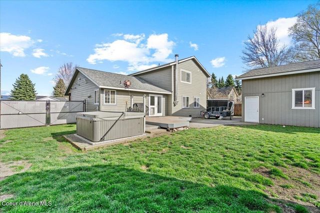 9269 N Crabapple CT, Hayden, ID 83835