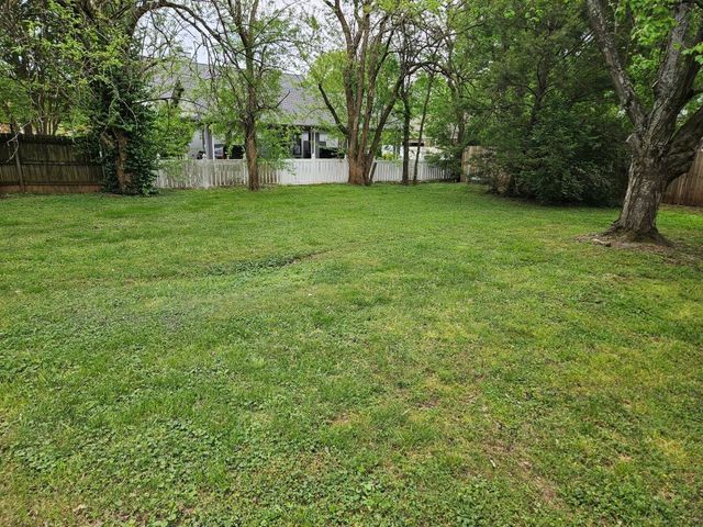 511 Winthorne Ct, Murfreesboro, TN 37129