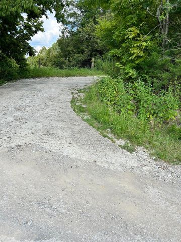 2184 Shadrick Ferry Road, Frankfort, KY 40601