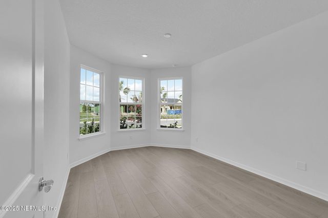 24 SUN PORCH Cove, St. Johns, FL 32259