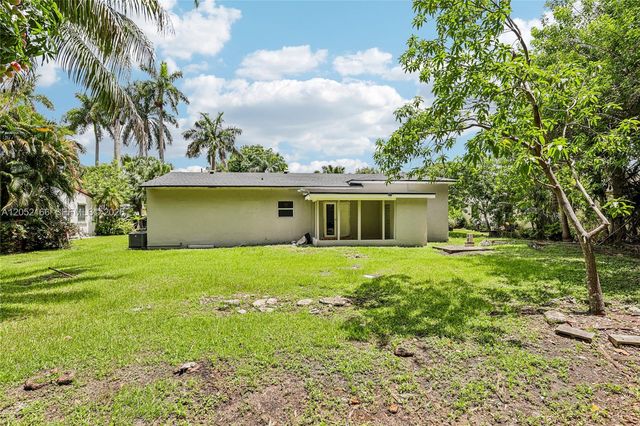 130 NW 85th Street, Miami, FL 33150