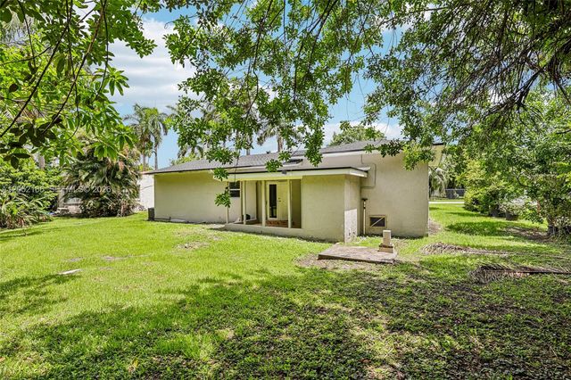 130 NW 85th Street, Miami, FL 33150