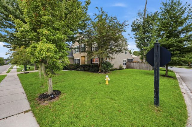8512 Marsh Overlook, North Charleston, SC 29420