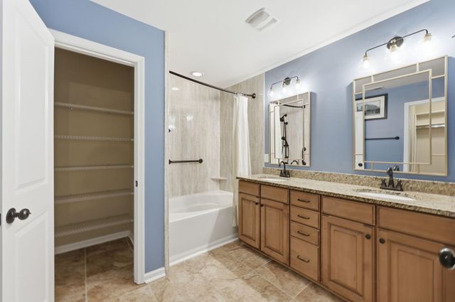 8512 Marsh Overlook, North Charleston, SC 29420