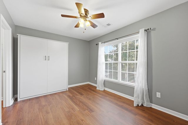 8512 Marsh Overlook, North Charleston, SC 29420
