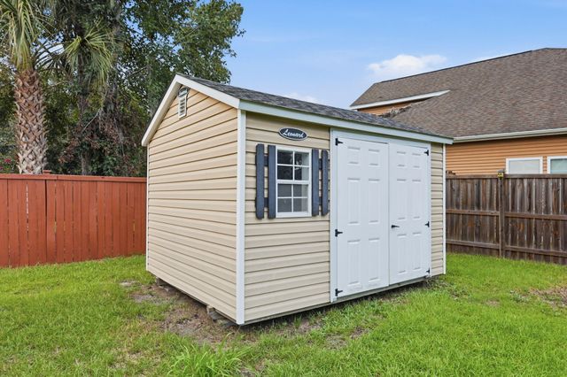 8512 Marsh Overlook, North Charleston, SC 29420