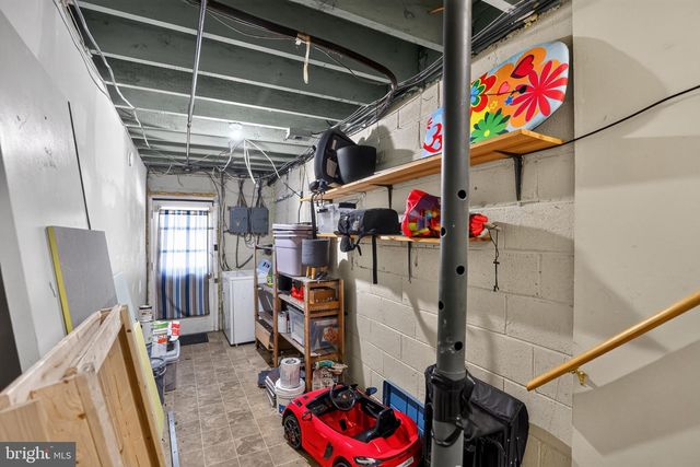 3344 S KESWICK RD, Philadelphia, PA 19114